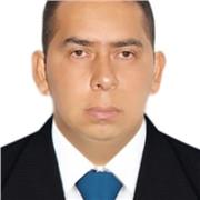 honesto responsable y con amplía experiencia en el modo de ilustración a personas mixtas